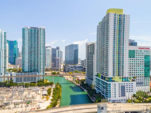 185 SW 7th St # 3605, Miami FL 33130 — #A11888624