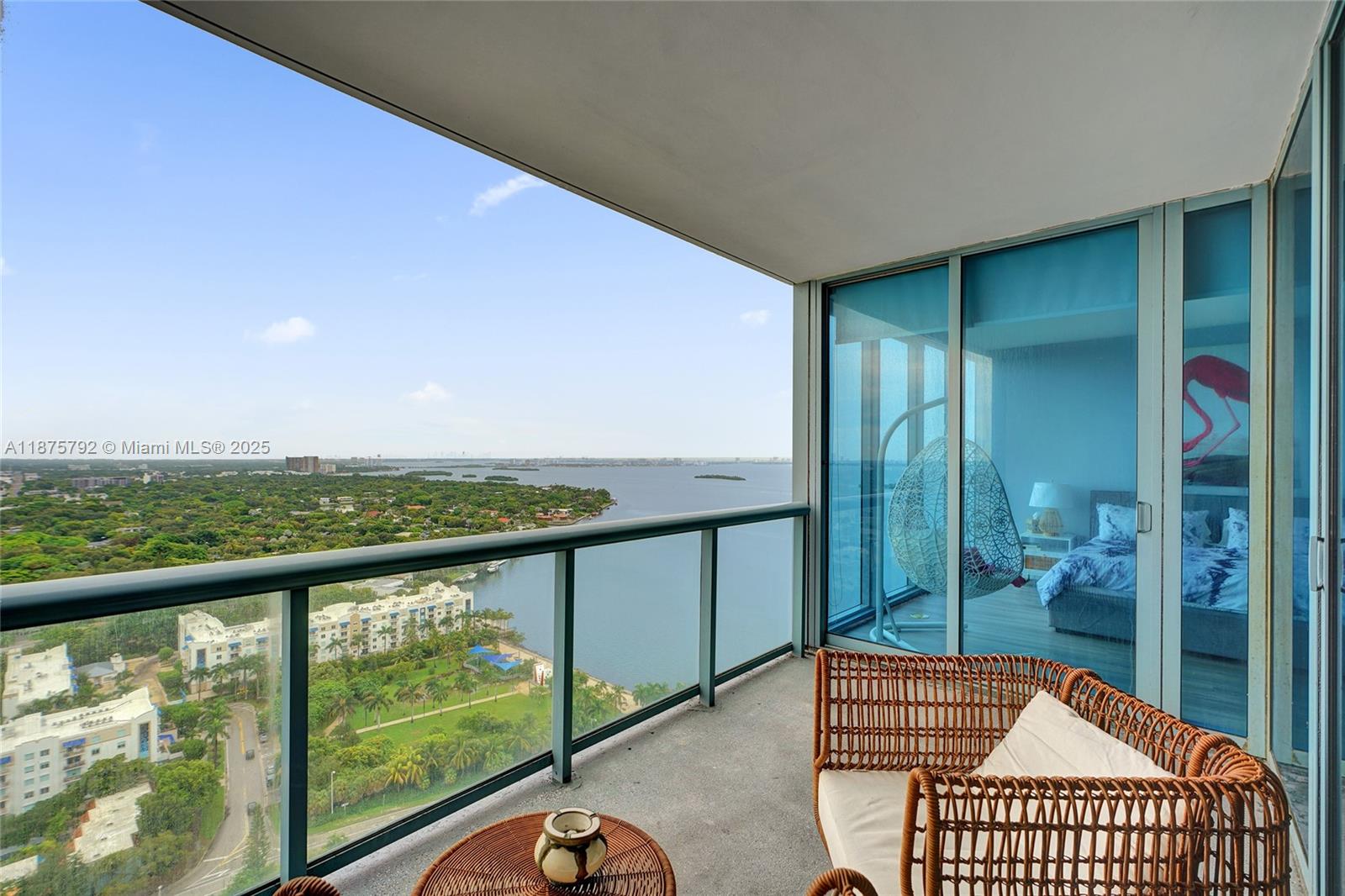 83dcefb7-8241 601 NE 36th St # 2703, Miami FL 33137 — #A11875792