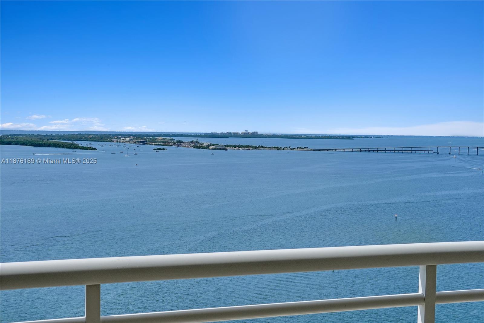 83dcefb7-8262 808 Brickell Key Dr # 2506, Miami FL 33131 — #A11876189