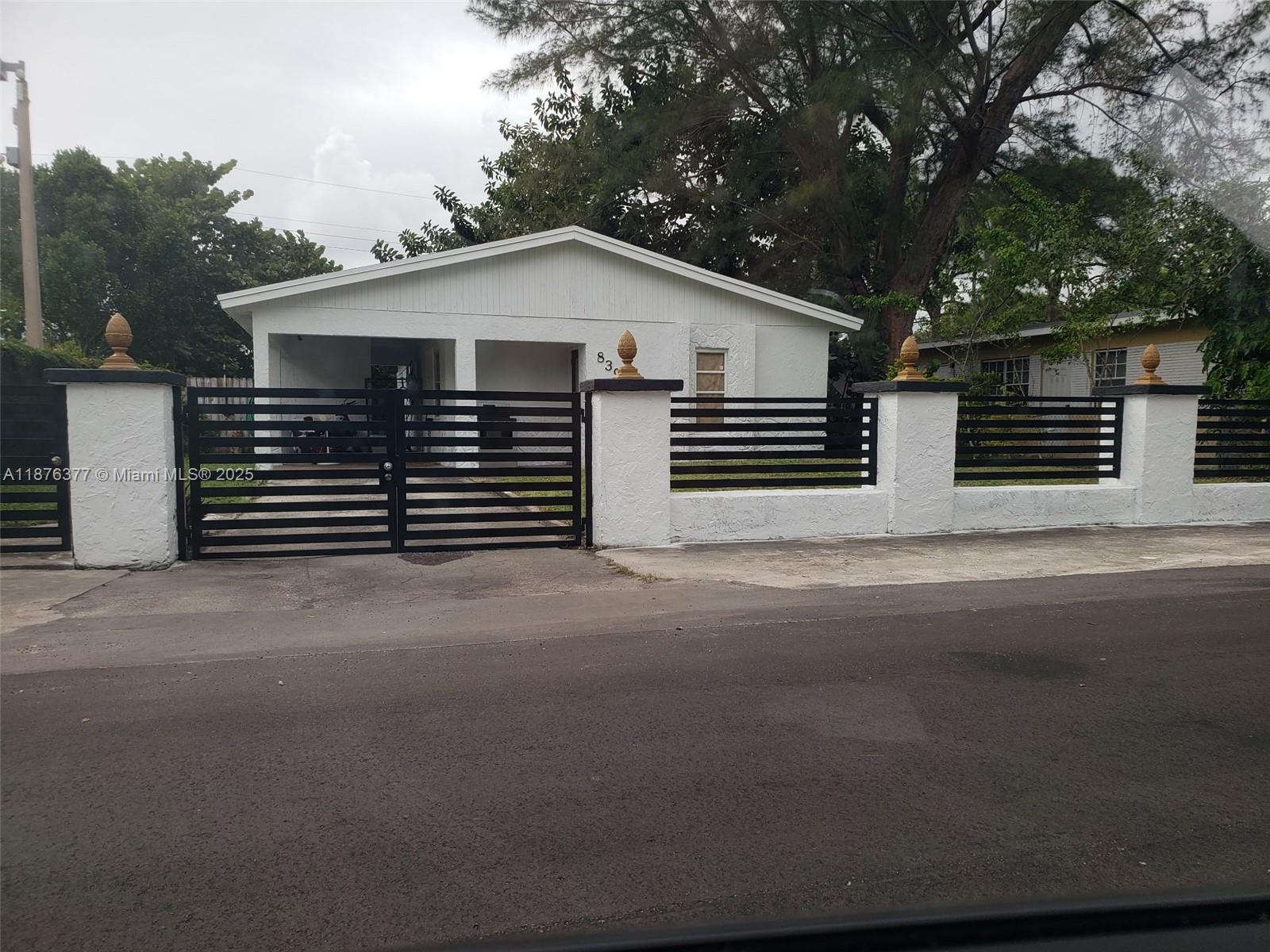 83dcefb7-8271 839 NW 13th Ave, Fort Lauderdale FL 33311 — #A11876377