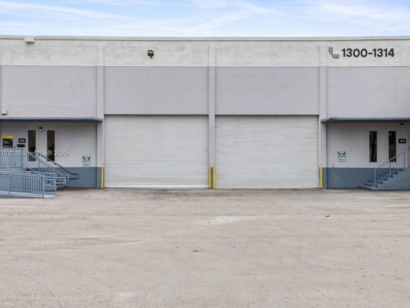 1300 NW 78th Ave # 1308, Doral FL 33126 — #A11877078