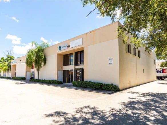 Listing #A11877613