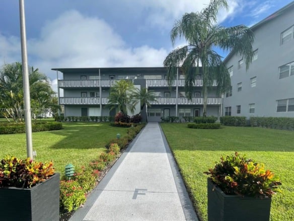 251 S Suffolk F # 251, Boca Raton FL 33434 — #A11877746