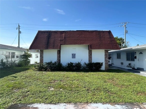 2028 Buchanan St, Hollywood FL 33020 — #A11877960