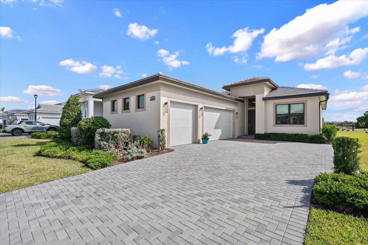 83dcefb7-8374 11357 SW Pietra Way, Port St. Lucie FL 34987 — #R11165194