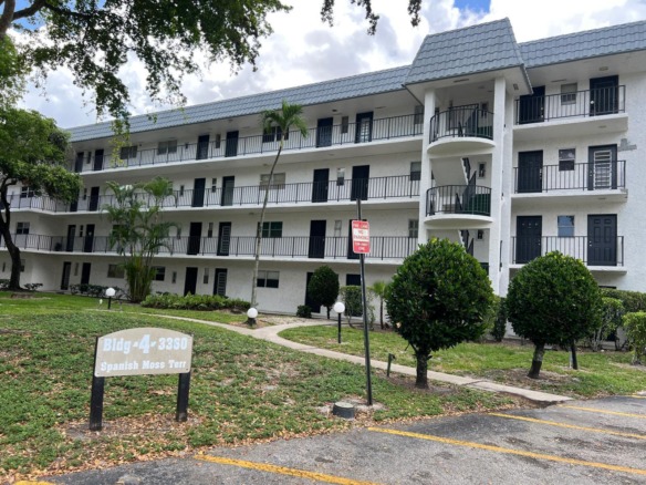 3360 Spanish Moss Terrace # 313, Lauderhill FL 33319 — #B26030742
