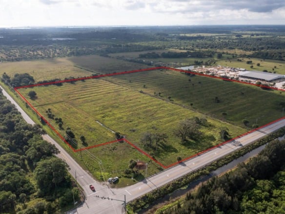 2600 Kings Highway, Fort Pierce FL 34982 — #R10828273