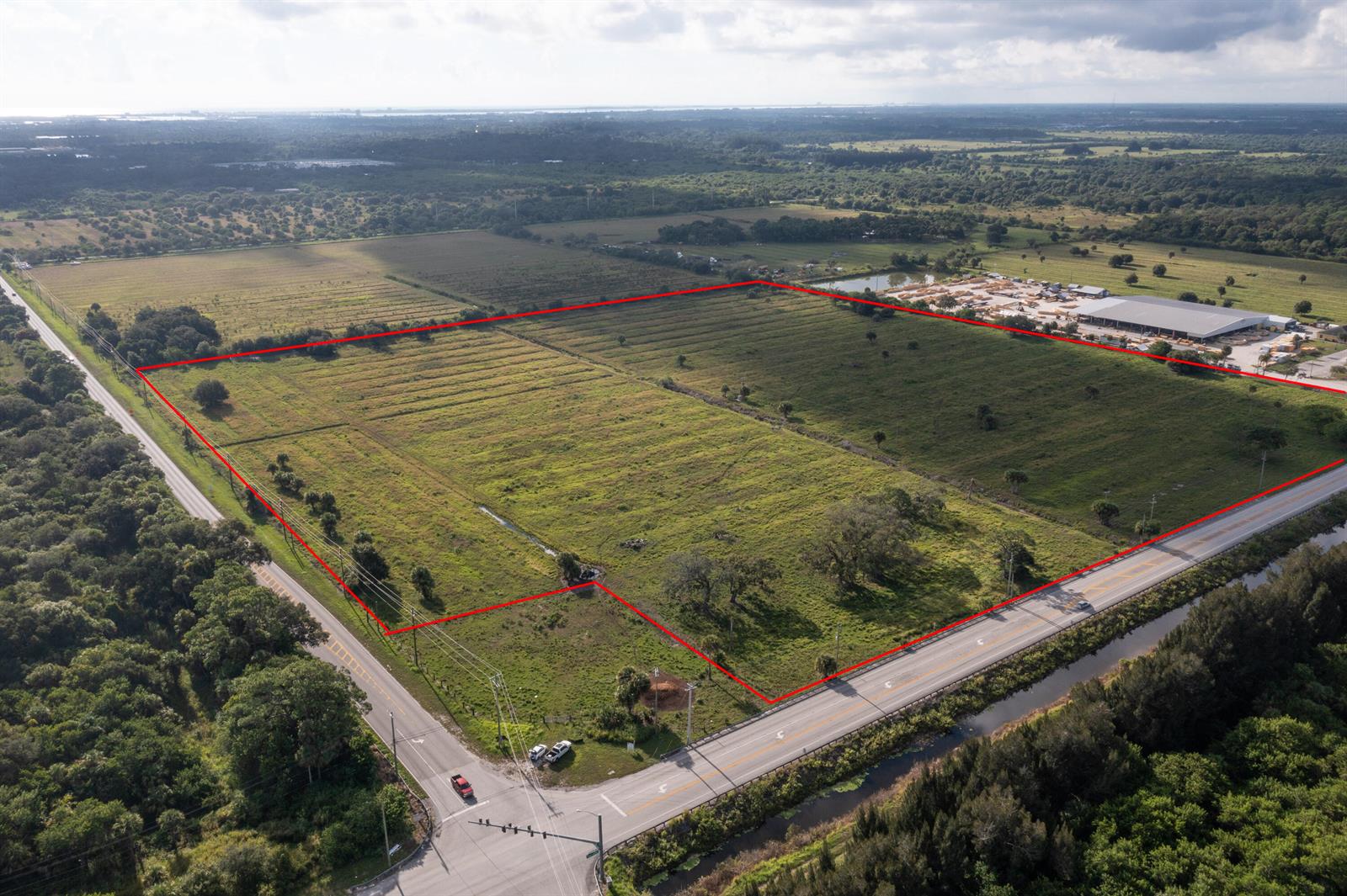83dcefb7-8438 2600 Kings Highway, Fort Pierce FL 34982 — #R10828273