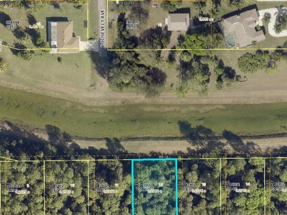 935 Asther Street E, Lehigh Acres FL 33974 — #R10863980