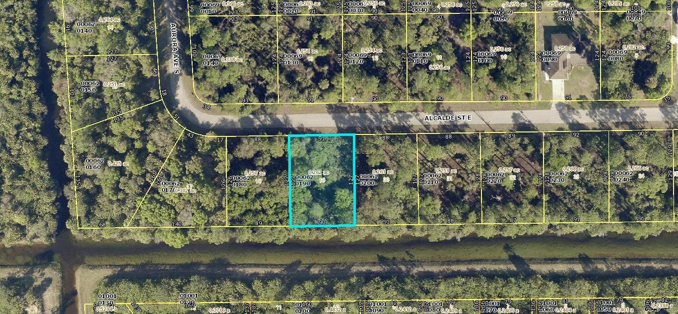 83dcefb7-8467 920 Alcalde Street E, Lehigh Acres FL 33974 — #R10863978
