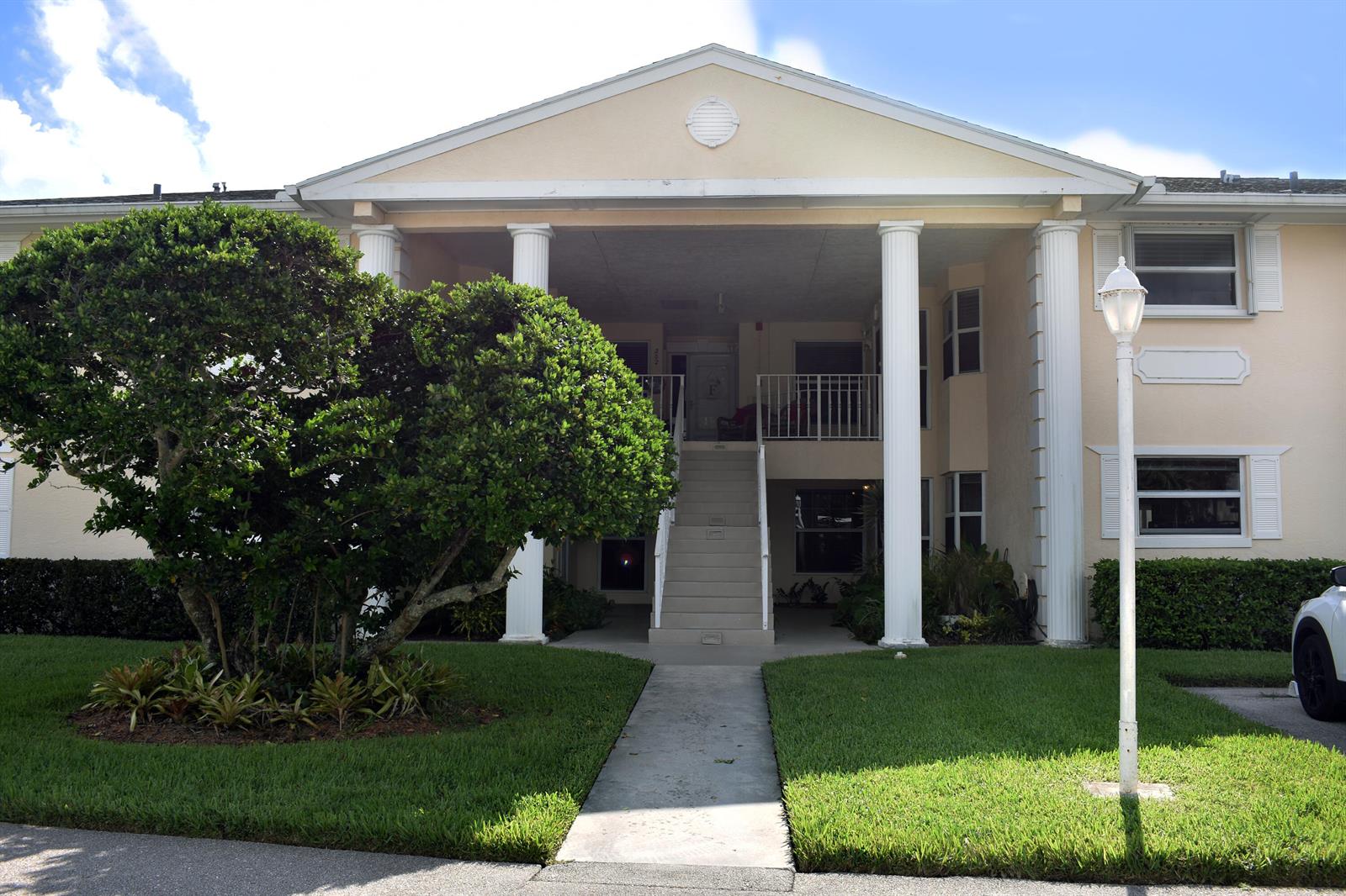 83dcefb7-8524 500 Grove Isle Circle # 103, Vero Beach FL 32962 — #R10921851