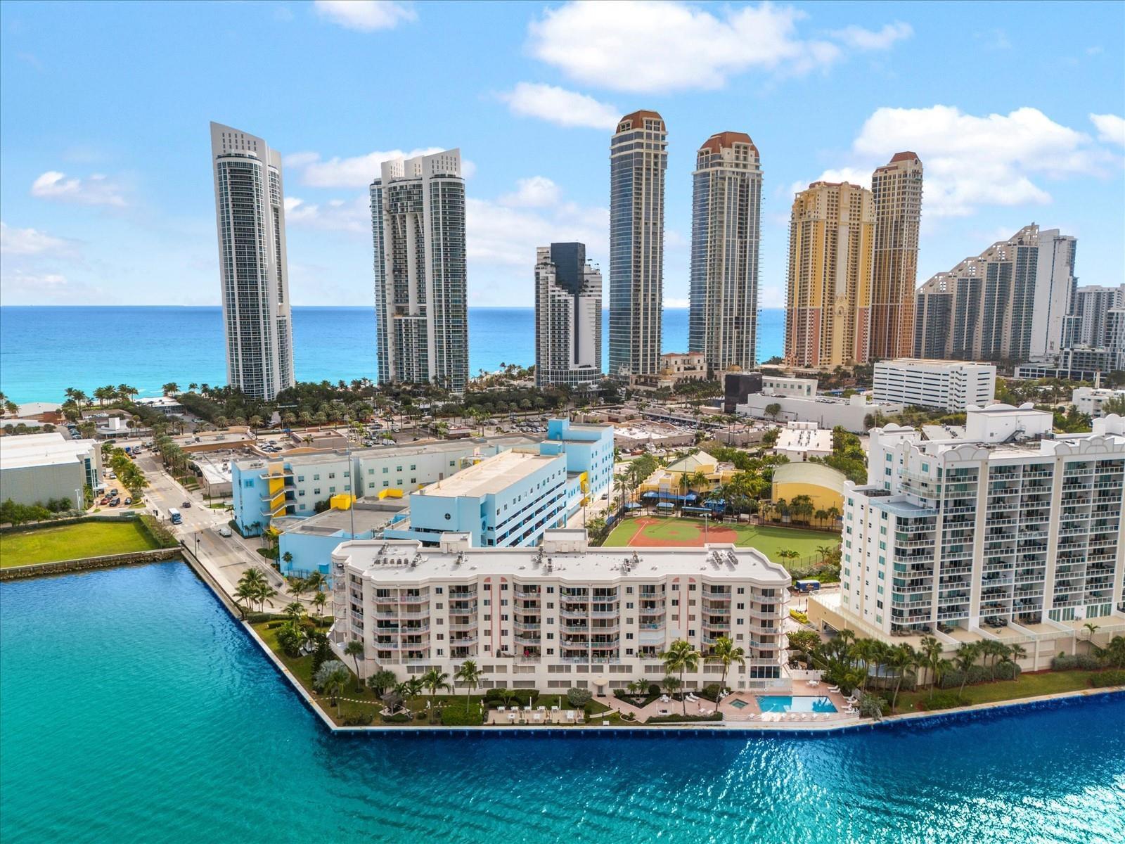 CREATOR: gd-jpeg v1.0 (using IJG JPEG v62), quality = 90 18260 N Bay Road # 304, Sunny Isles Beach FL 33160 — #F10403099