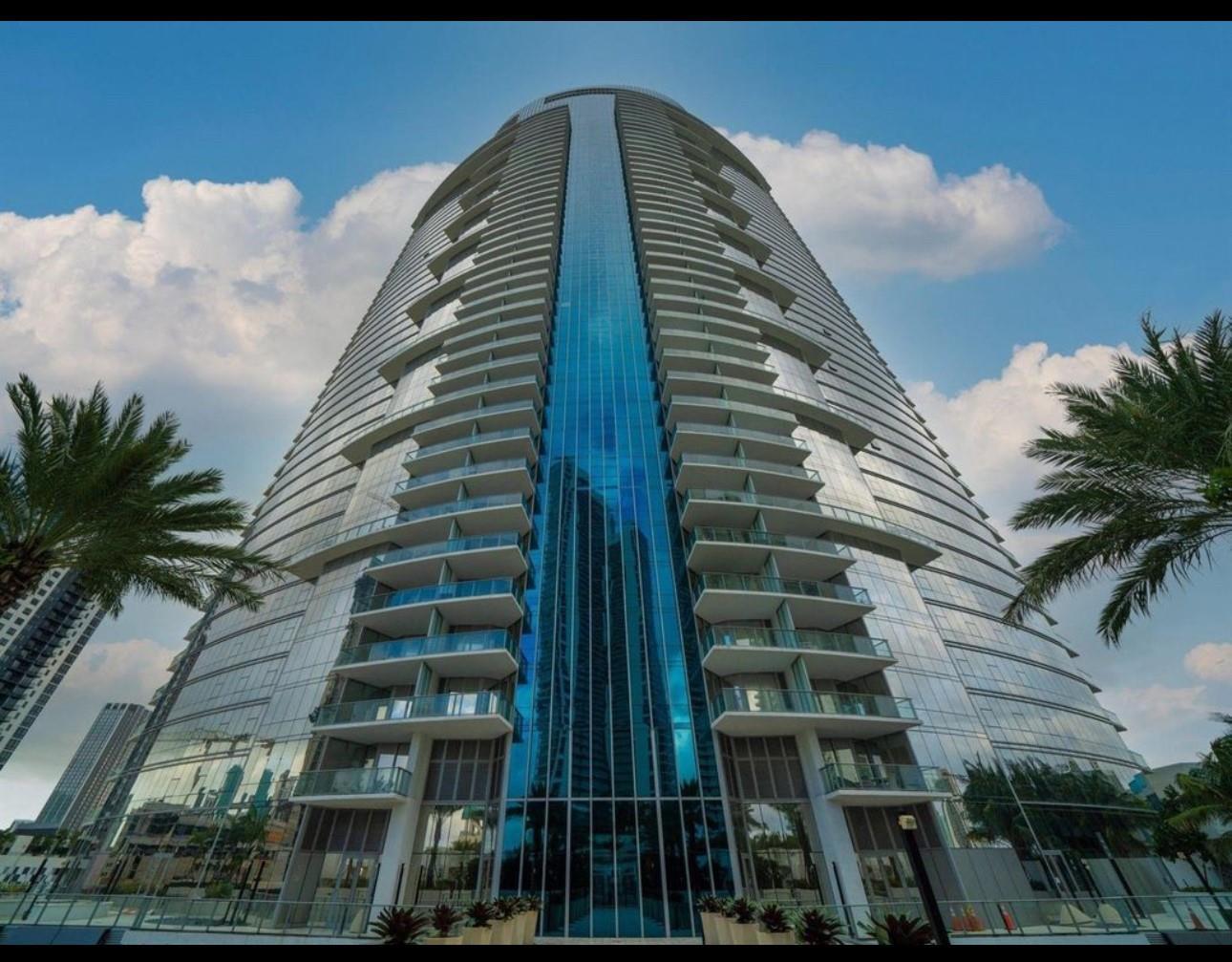 851 NE 1st Avenue # 2606, Miami FL 33132 — #F10423394