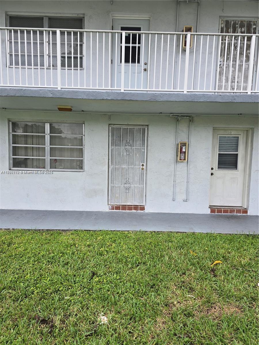 83dcefb7-860 20310 NE 2nd Ave # 15, Miami Gardens FL 33179 — #A11893112
