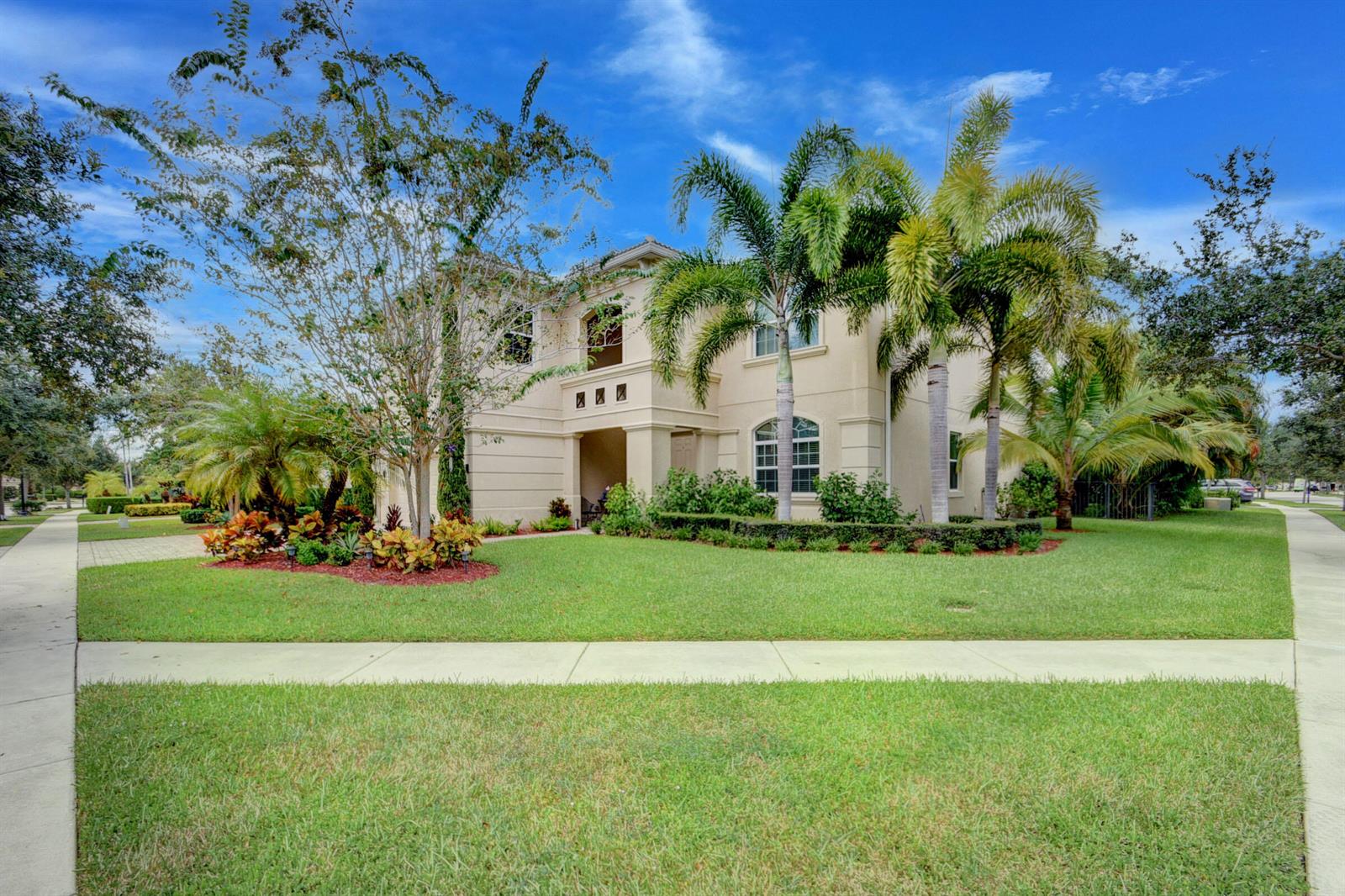 83dcefb7-8657 8625 Wellington View Drive, Royal Palm Beach FL 33411 — #R10985080
