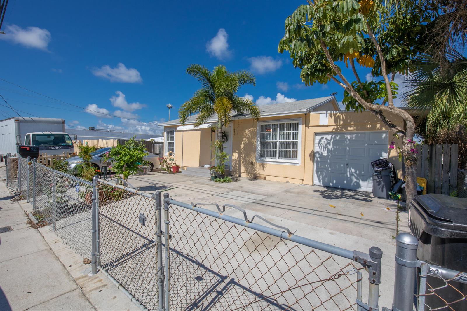 83dcefb7-8663 922 S Dixie Street, FL 33460 — #R10988521