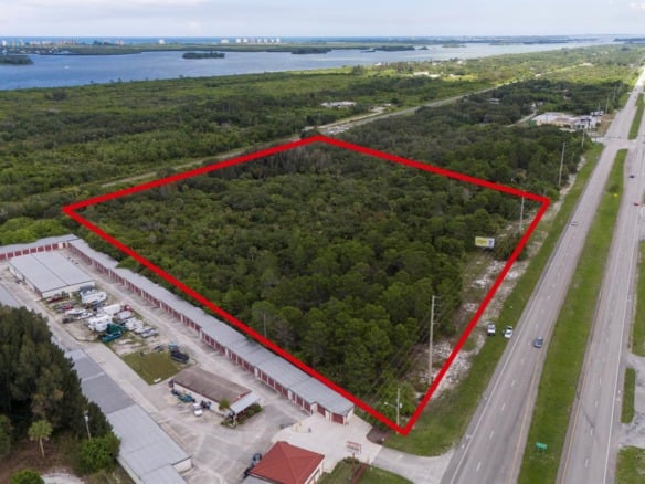 5000 N Us Highway 1, Fort Pierce FL 34946 — #R11000023