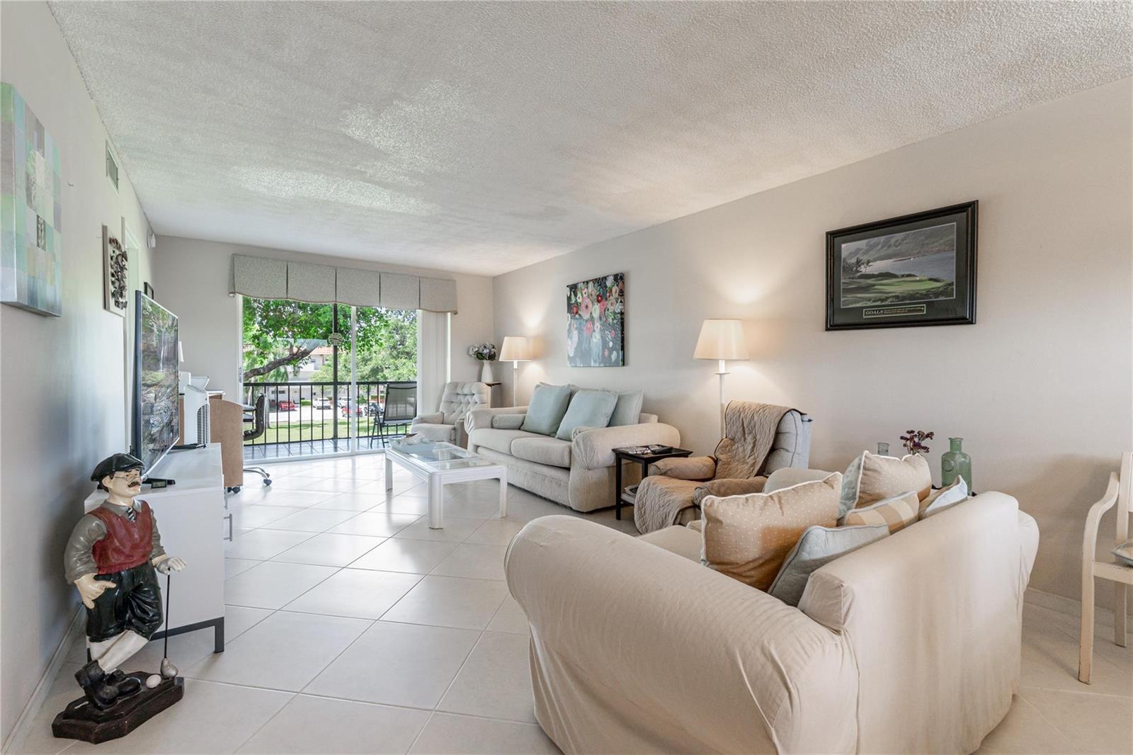 671 S Hollybrook Drive # 306, Pembroke Pines FL 33025 — #F10452219