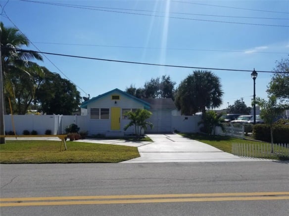 1240 NE 34th Court, Oakland Park FL 33334 — #F10457901