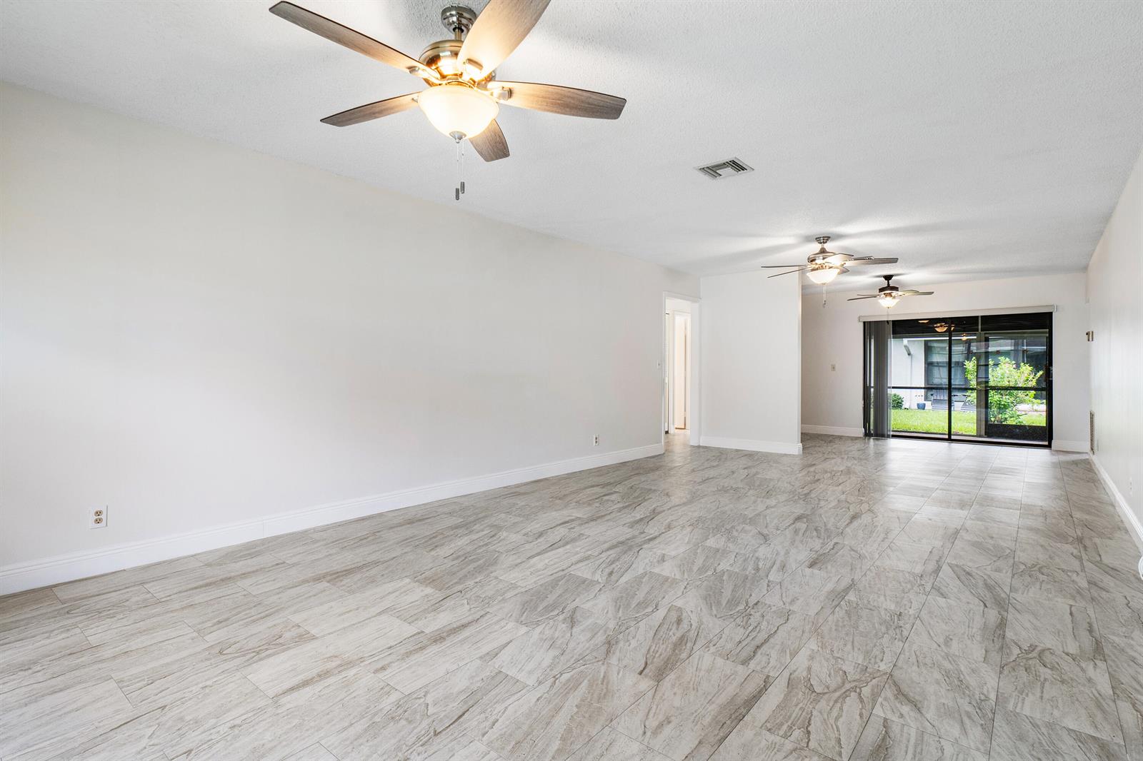 4360 Eucalyptus Tree Court # A, Boynton Beach FL 33436 — #R11027792