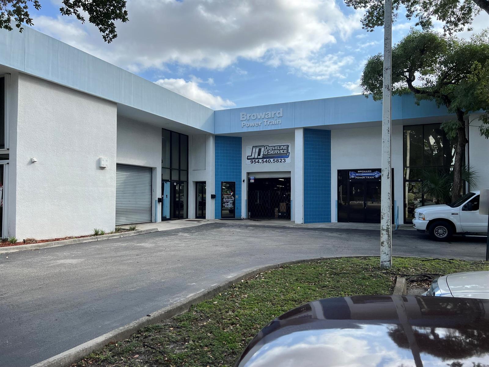 83dcefb7-8904 5300 NW 12th Avenue # 11, Fort Lauderdale FL 33309 — #R11029866