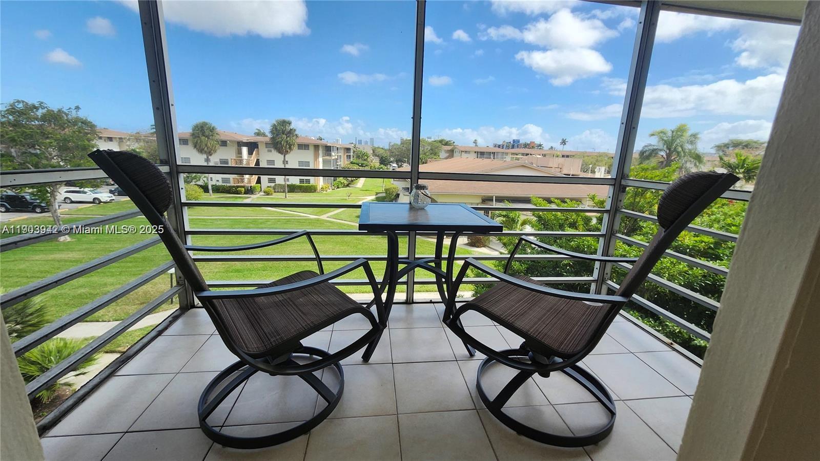 83dcefb7-895 16901 NE 13th Ave # 306, Miami FL 33162 — #A11903942