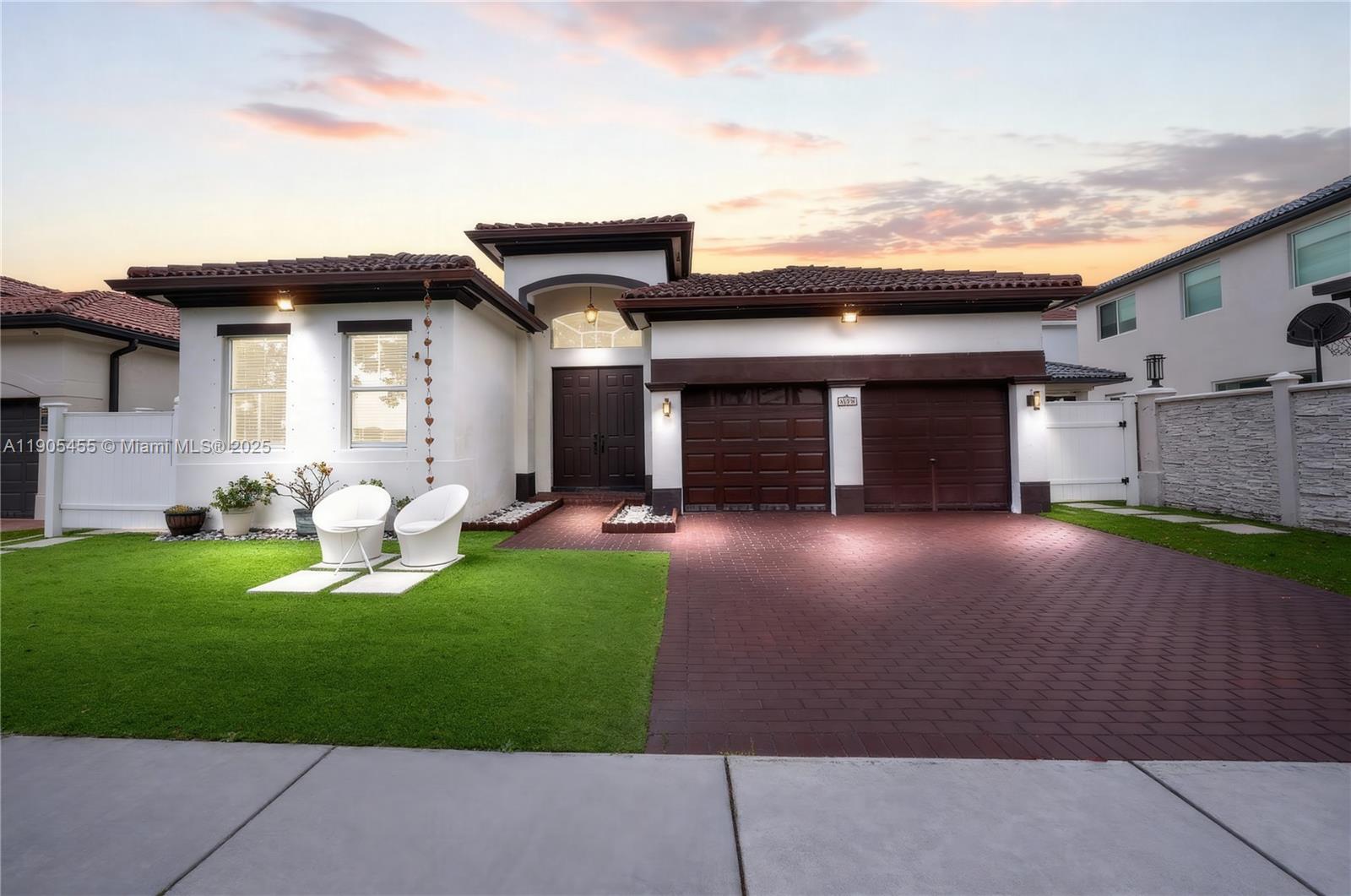 83dcefb7-920 18000 NW 90th Pl, Hialeah FL 33018 — #A11905455