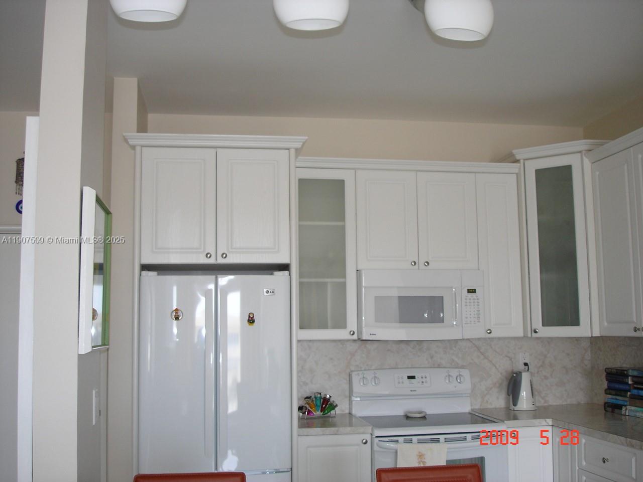 83dcefb7-930 18061 Biscayne Blvd, Aventura FL 33160 — #A11907509