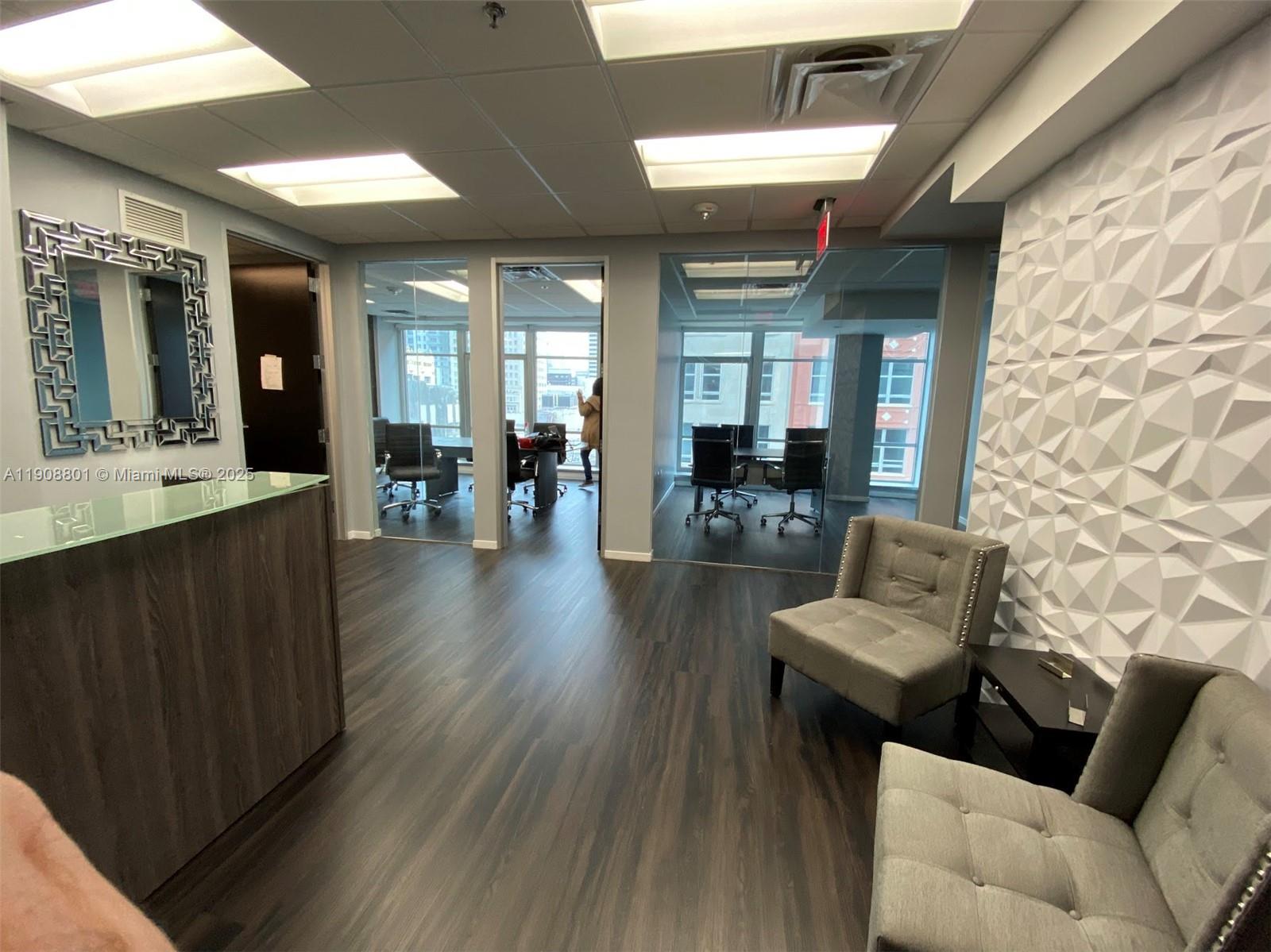 83dcefb7-956 14 NE 1st Ave # 600A, Miami FL 33132 — #A11908801
