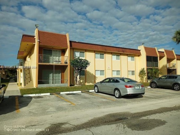 2952 NW 55th Ave # 2D, Lauderhill FL 33313 — #A11907963