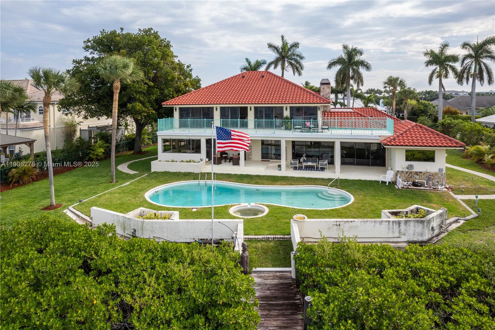 1635 Lands End Rd, Manalapan FL 33462 — #A11906276