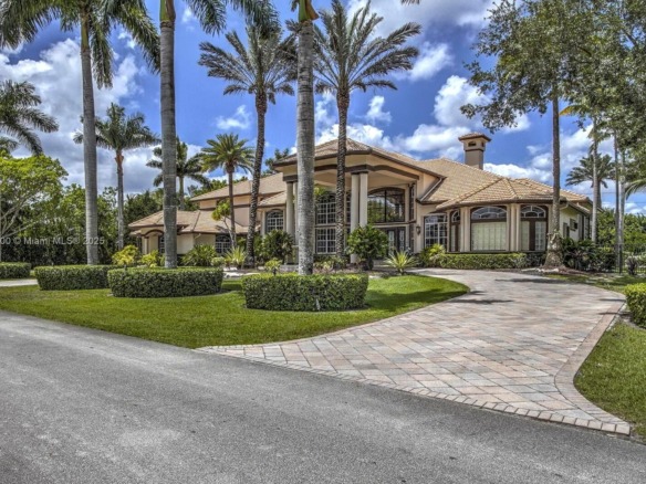 3828 Pine Lake Dr, Weston FL 33332 — #A11902600