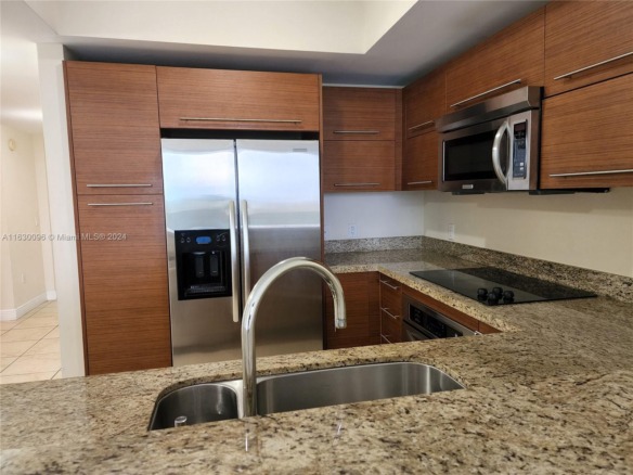 2641 N Flamingo Rd # 2007N, Sunrise FL 33323 — #A11630096
