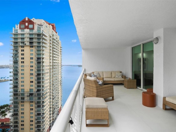 1200 Brickell Bay Dr # 2812, Miami FL 33131 — #A11877492