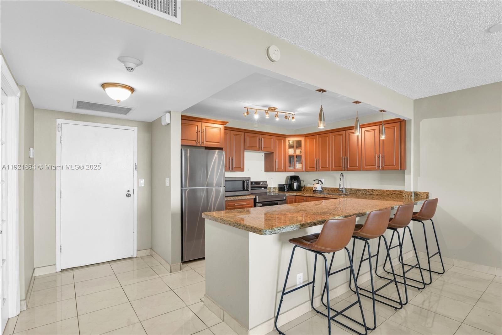 84b12bae-1082 2500 Parkview Dr # 2411, Hallandale Beach FL 33009 — #A11921884