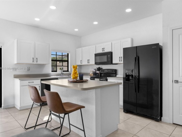 757 SW 11th St, Florida City FL 33034 — #A11922468