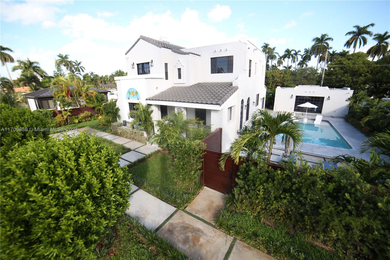 84b12bae-1120 1345 Hollywood Blvd, Hollywood FL 33019 — #A11700689