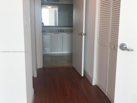 1800 N Bayshore Dr # 3910, Miami FL 33132 — #A11869095
