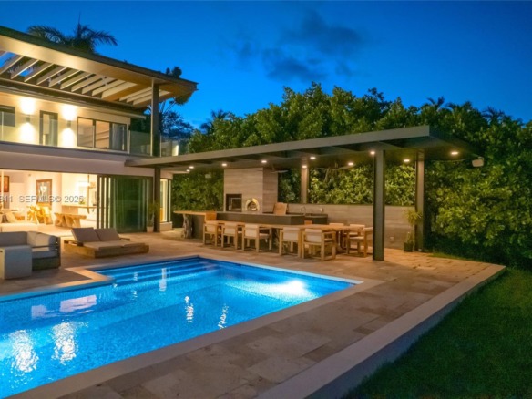 327 E Rivo Alto Dr, Miami Beach FL 33139 — #A11924811