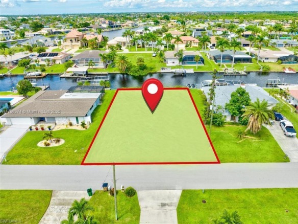 2227 SE 27th Ter, Cape Coral FL 33904 — #A11759274