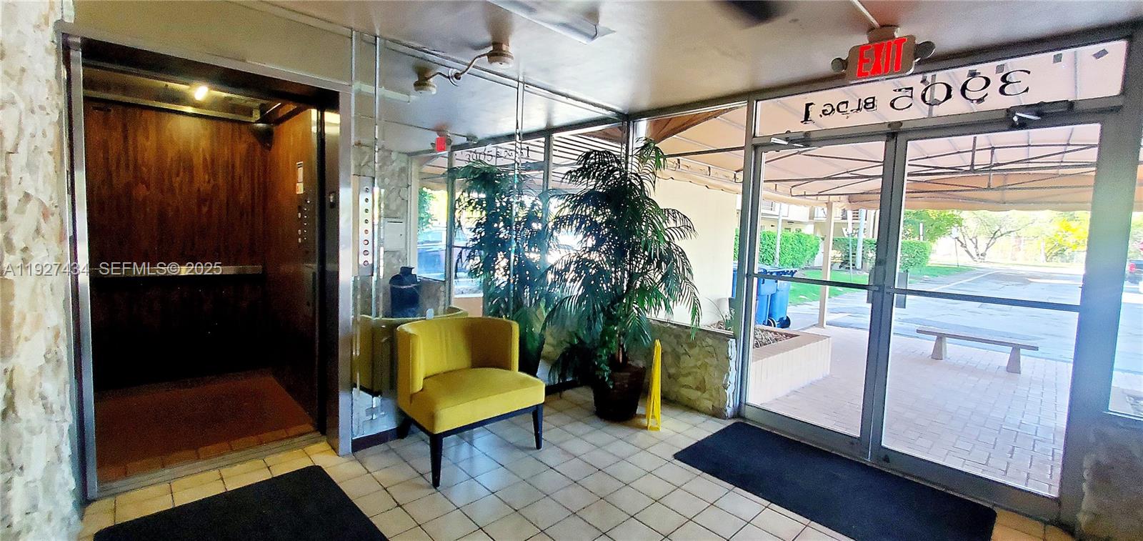 84b12bae-1317 3905 N Nob Hill Rd # 510, Sunrise FL 33351 — #A11927434