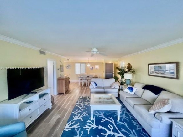 Listing #A11929689