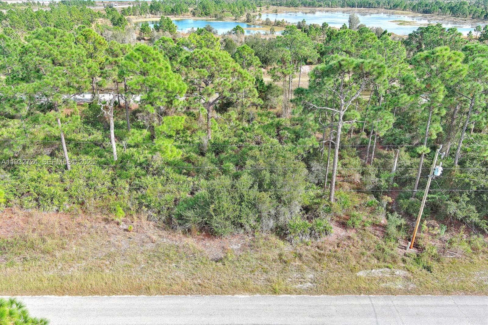 84b12bae-1480 1261 NAPLES AVE S, Fort Myers FL 33913 — #A11932724