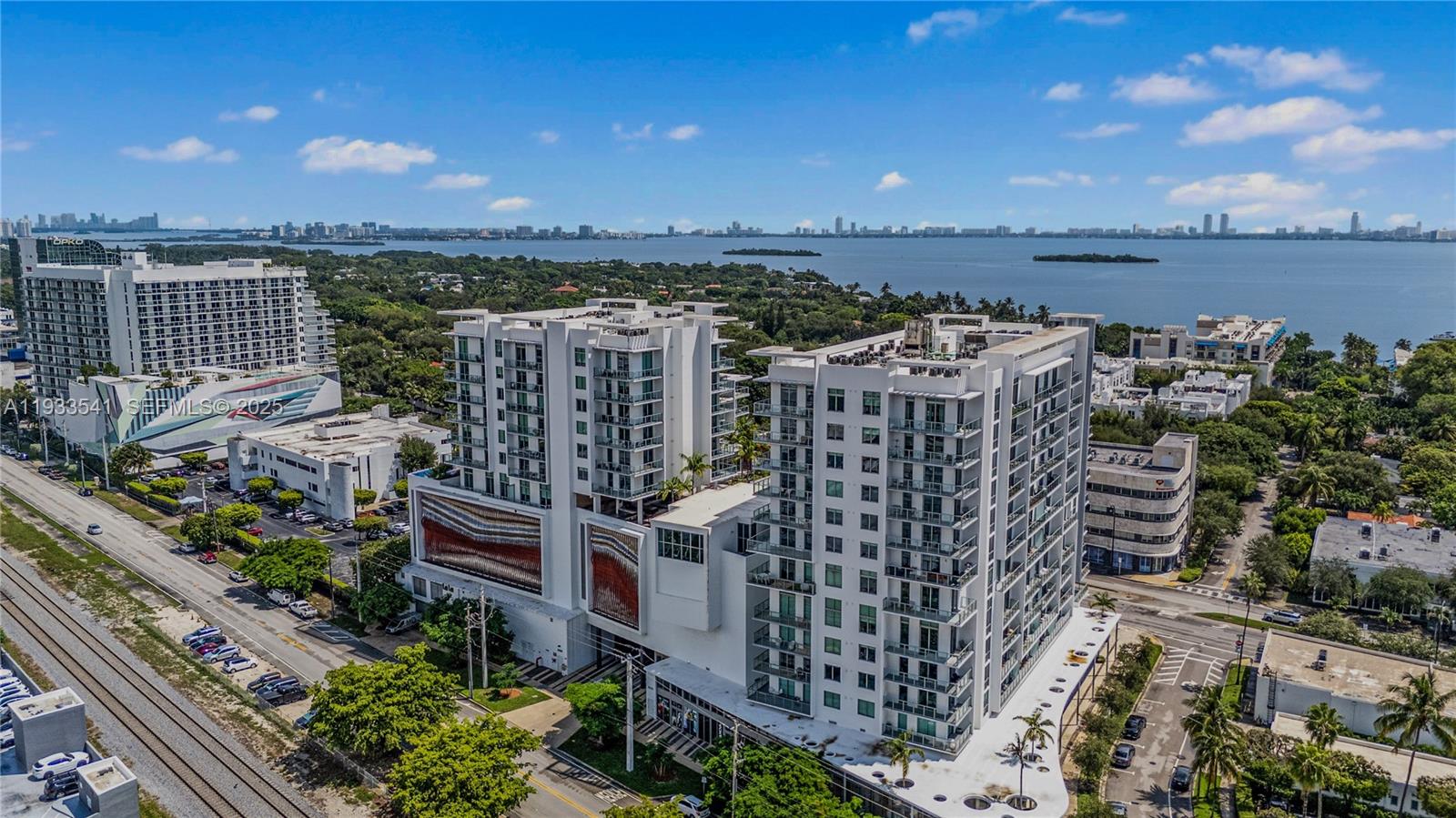 default 3900 Biscayne Blvd # 904, Miami FL 33137 — #A11933541