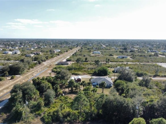 7502 JOAN AVE N, Lehigh Acres FL 33971 — #A11933723