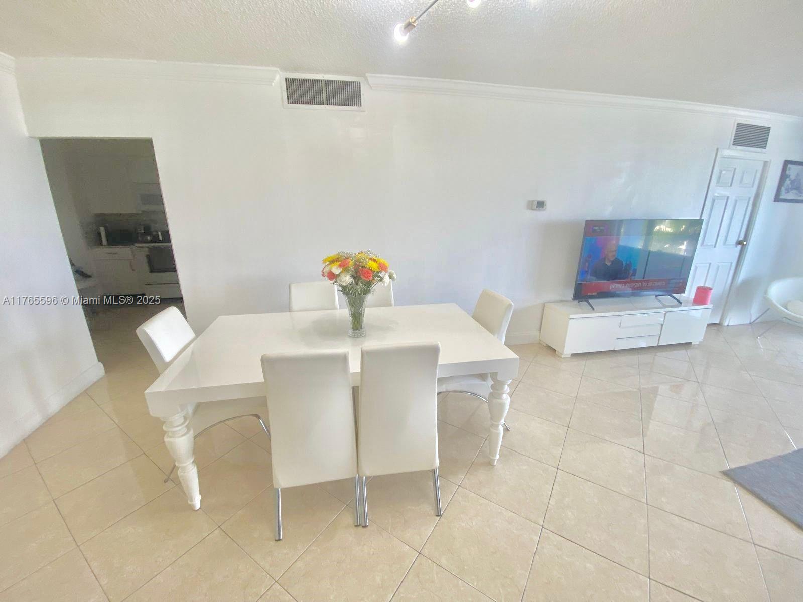 9801 Collins Ave # 8M, Bal Harbour FL 33154 — #A11765596