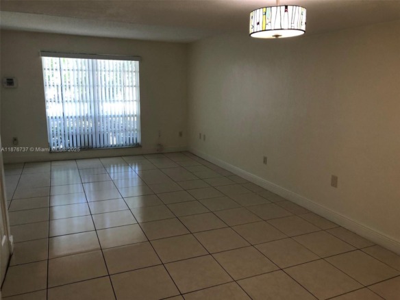 10808 N Kendall Dr # 4, Miami FL 33176 — #A11876737