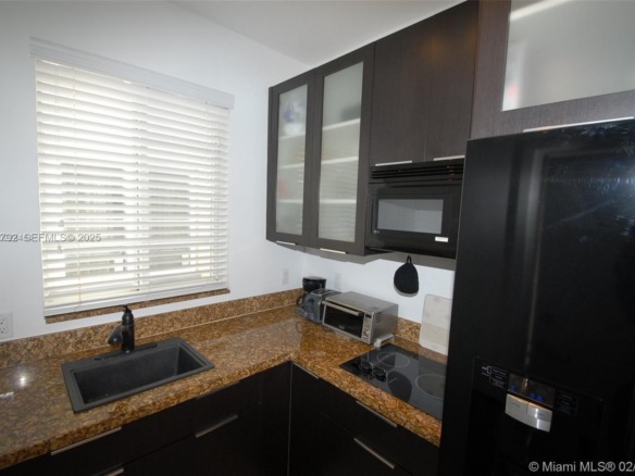 1000 Meridian Ave # 23, Miami Beach FL 33139 — #A11928792