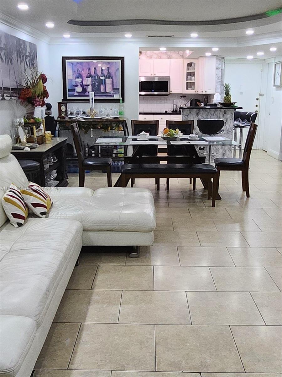 2750 NE 183rd St # 1701, Aventura FL 33160 — #A11839186