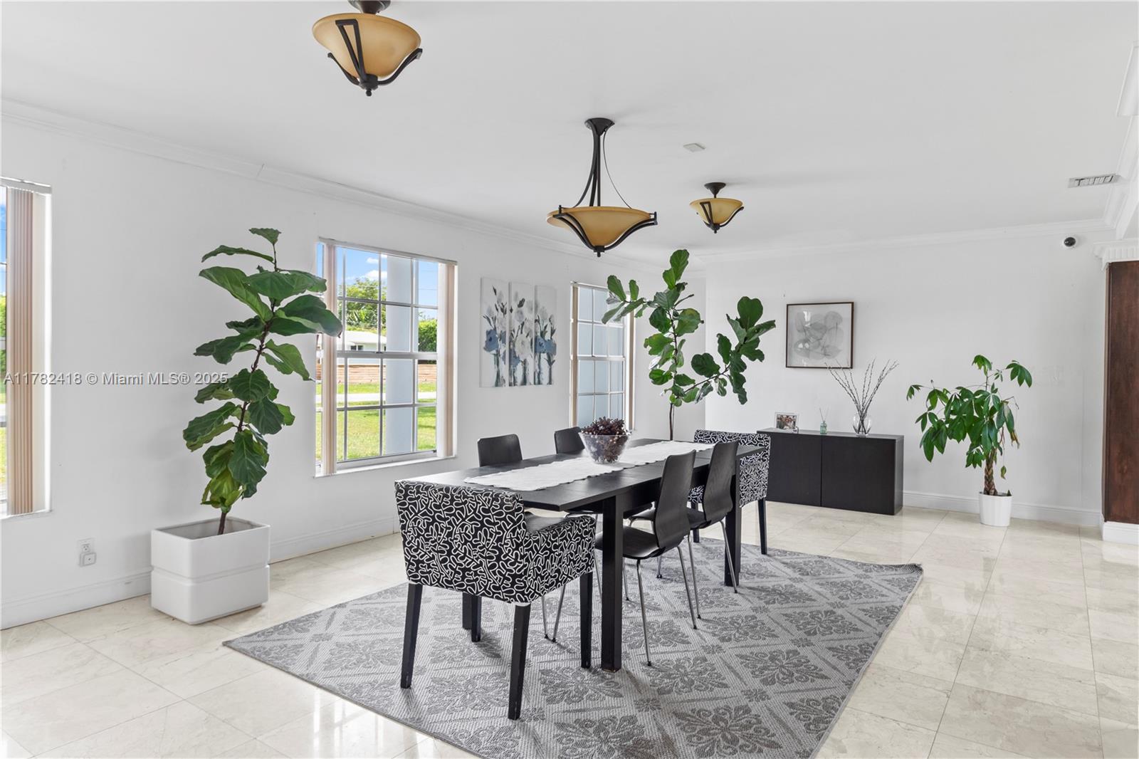 84b12bae-1675 8350 SW 98 th St, Miami FL 33156 — #A11782418